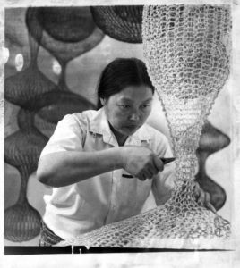 Ruth Asawa at work